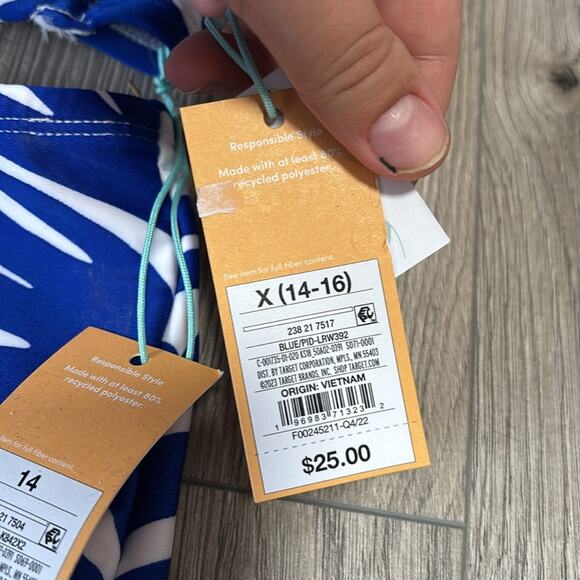 Kona Sol Blue and White Bikini with Summer Coral Print Underwire Swim Suit Set - Picture 3 of 12